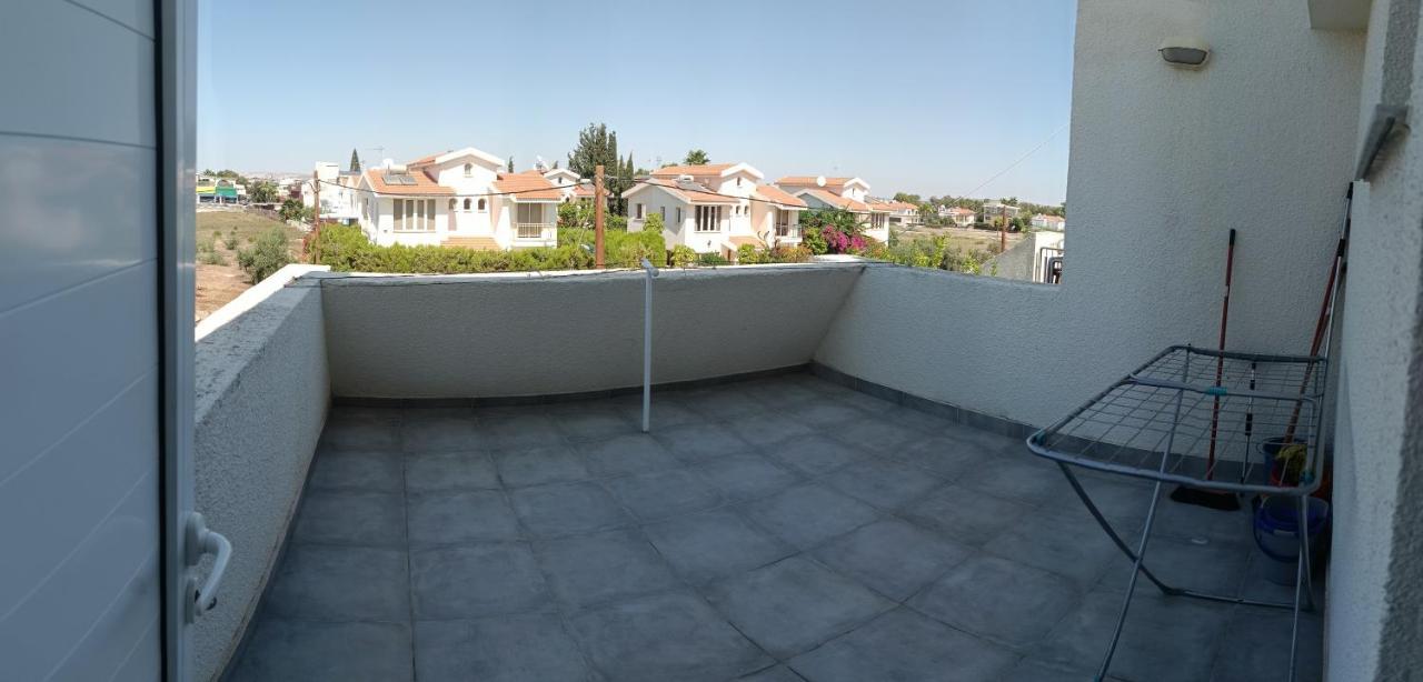 Julie'S Beach House Voroklini Exterior photo